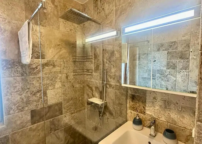 Complex Gallery Saint Thomas * Sozopol